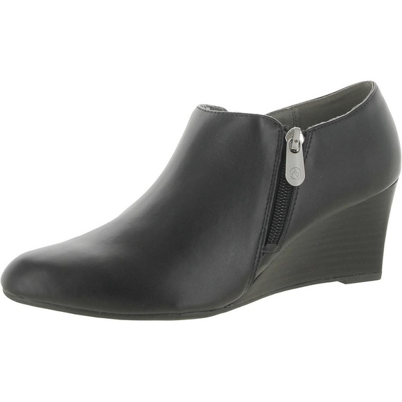 Adrienne Vittadini Midge Women’s Black Faux Leather Ankle Ankle Boots Size 8.5 - Picture 1 of 12